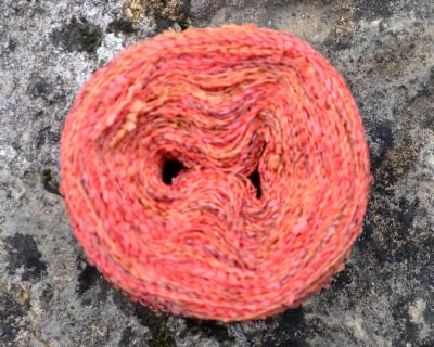 Pelote de fil Ganpi Surabu